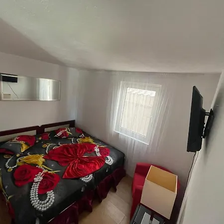 Pensiunea Coquette Костинешти